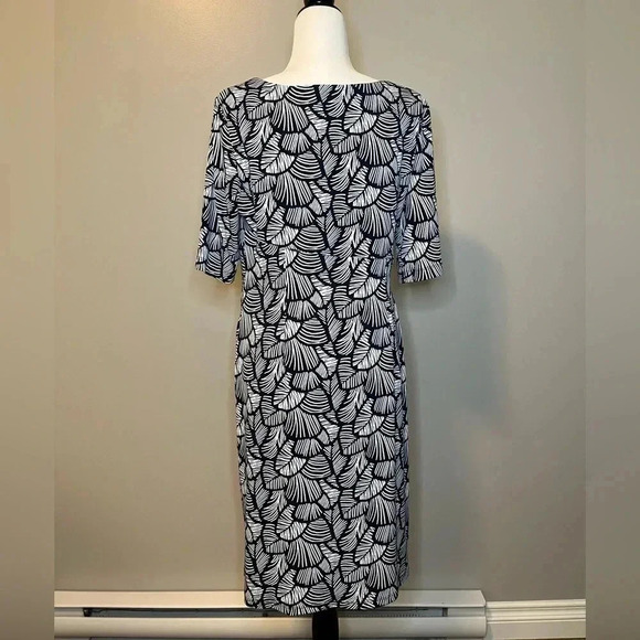 Connected Apparel 1/2 Sleeve Wrap  Dress - Picture 8 of 10